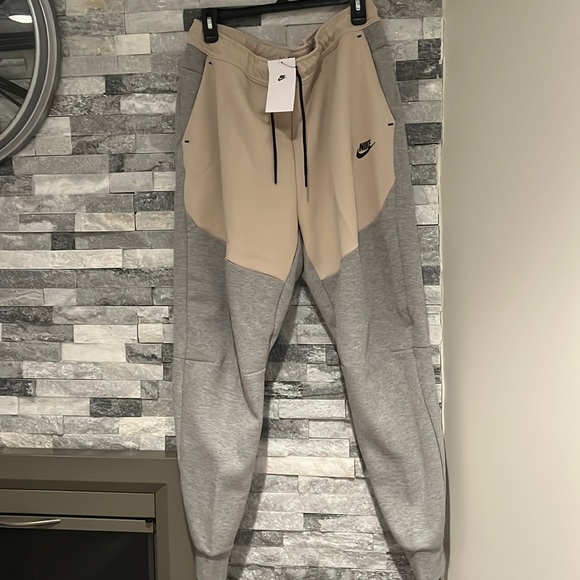 Nike Other - 🌸New Arrival🌸 Nike Tech men's joggers